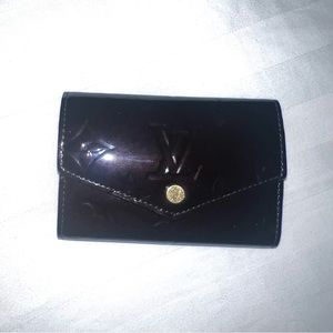LOUIS VUITTON key holder